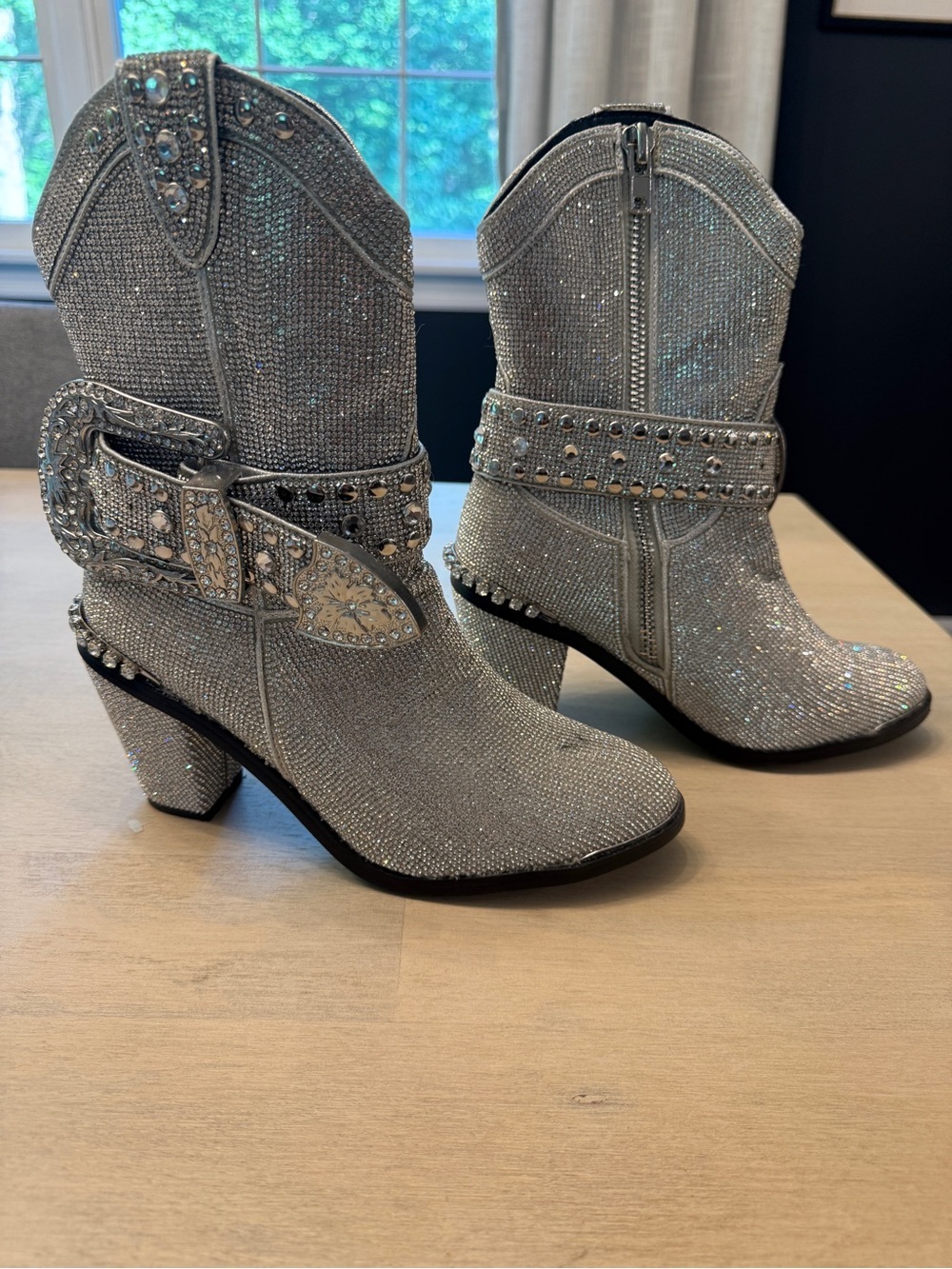 Club Exx - Studded Crystal Silver Western Heeled Ankle Boots - Sz 8